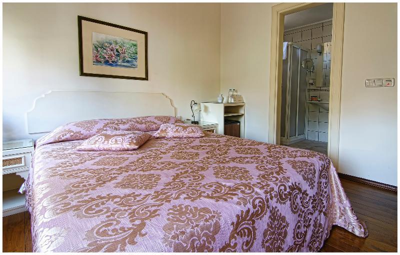 Minyon Hotel Antalia Esterno foto