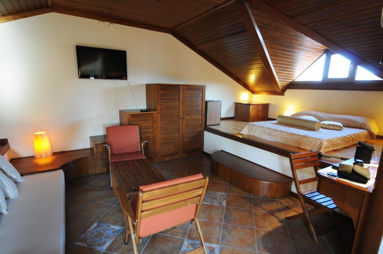 Minyon Hotel Antalia Esterno foto